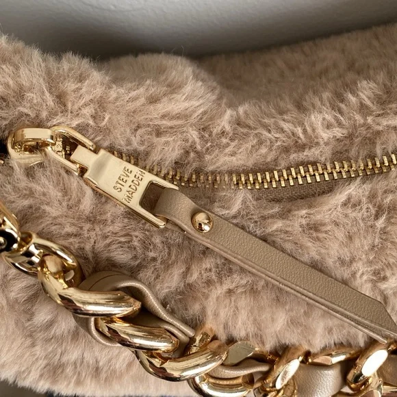 Steve Madden Tan Faux Fur Bag with Gold Chain - Picture 7 of 10